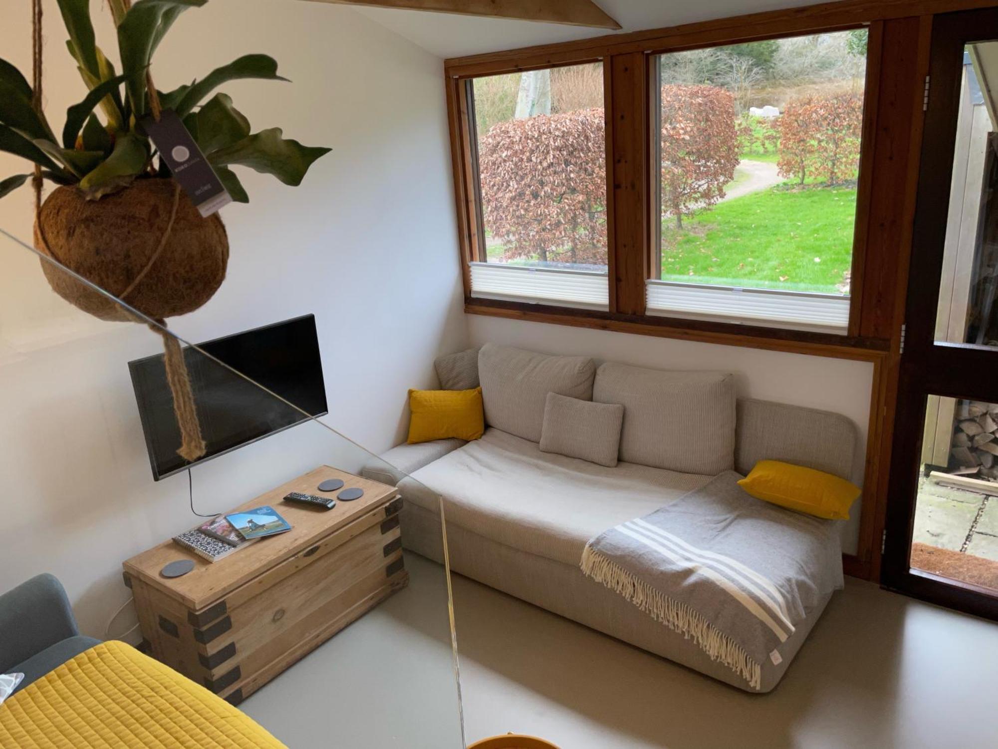 Unique & Rural Child Friendly Annexe With Large Gardens, Games & Tennis Court - Chichester Holiday Properties المظهر الخارجي الصورة