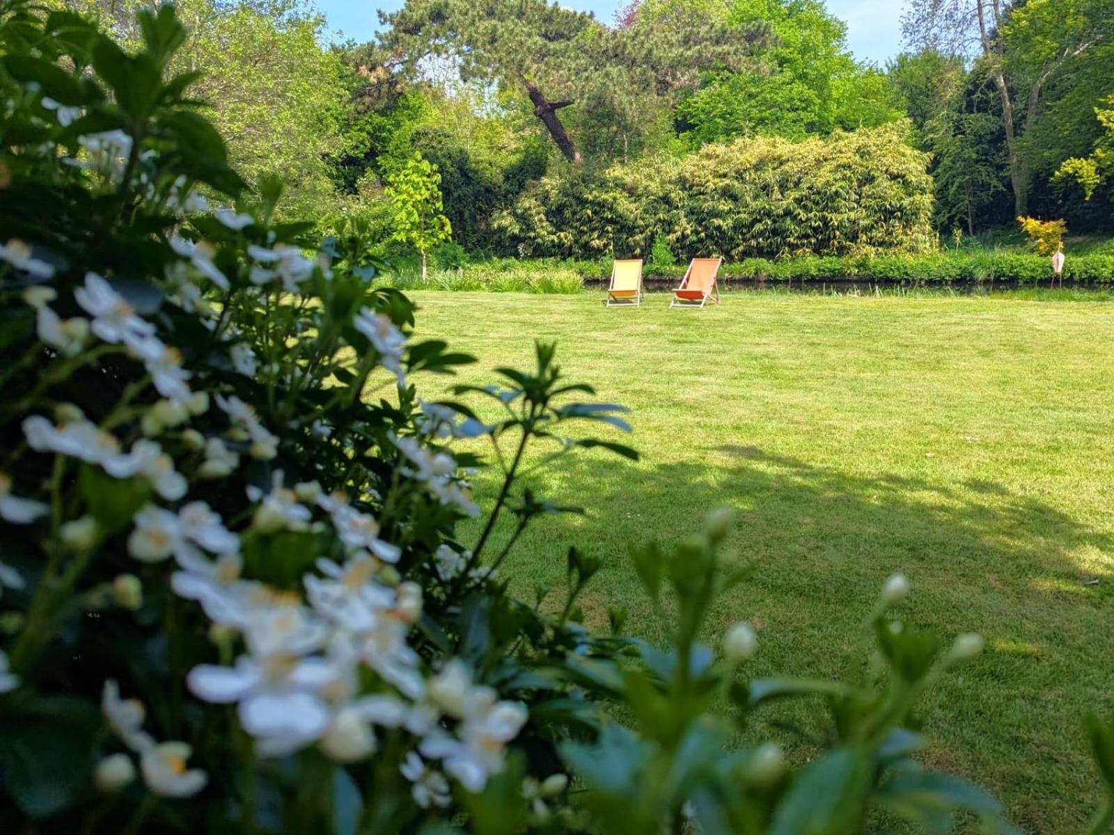 Unique & Rural Child Friendly Annexe With Large Gardens, Games & Tennis Court - Chichester Holiday Properties المظهر الخارجي الصورة